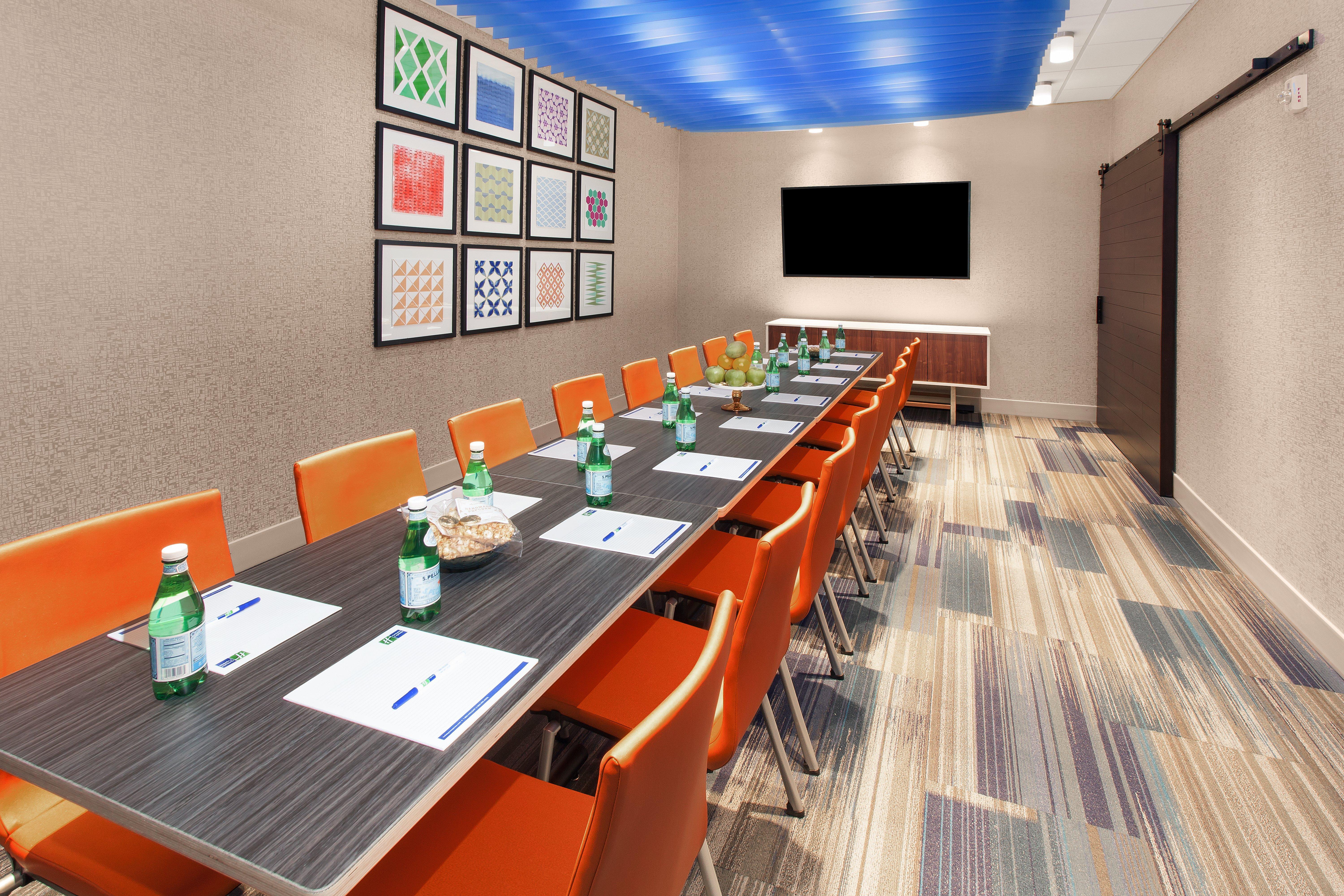 Holiday Inn Express & Suites - Sterling Heights-Detroit Area By Ihg Экстерьер фото